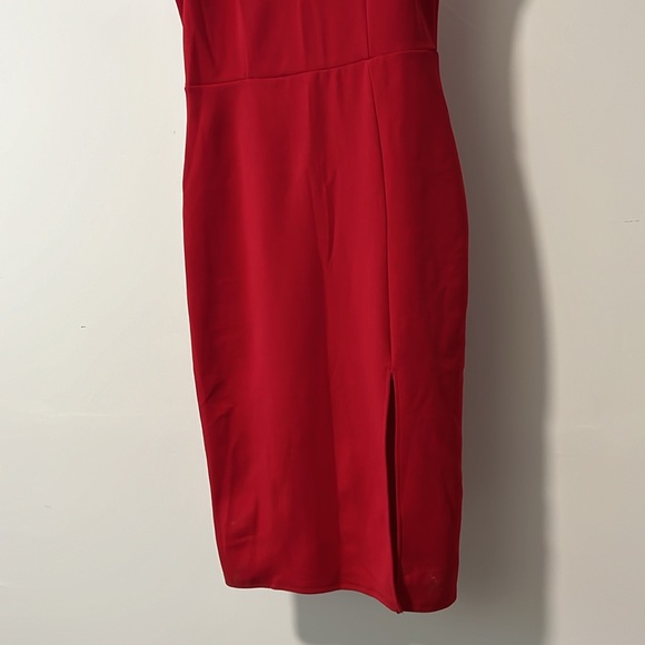 Socialite red dress - Picture 3 of 7